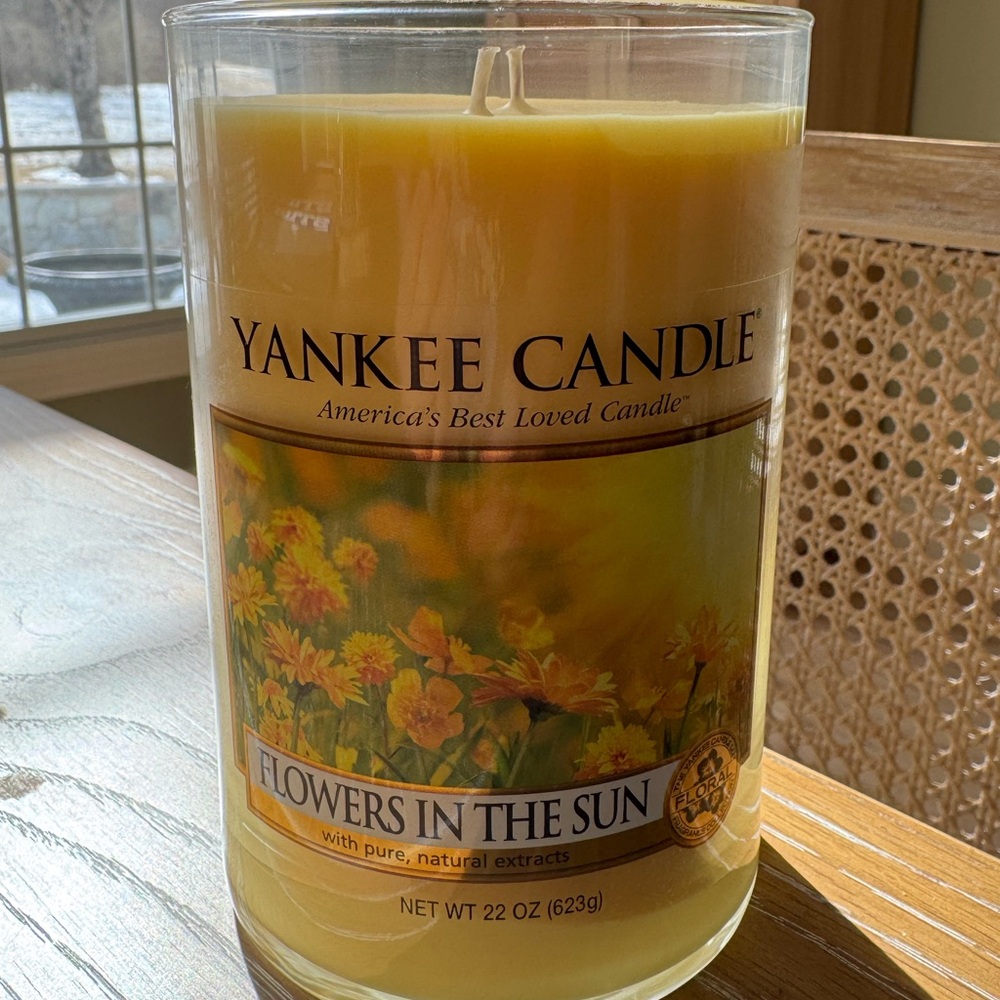 Yankee Candle - Flowers in the Sun
